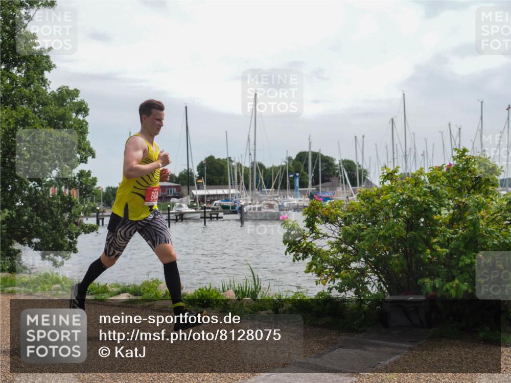 22.06.2025 - Viking Triathlon KatJ http://msf.ph/oto/8128075 22.06.2025 13:51:34 Laufen 604 meine-sportfotos.de