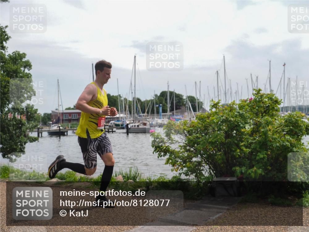 22.06.2025 - Viking Triathlon KatJ http://msf.ph/oto/8128077 22.06.2025 13:51:35 Laufen 604 meine-sportfotos.de