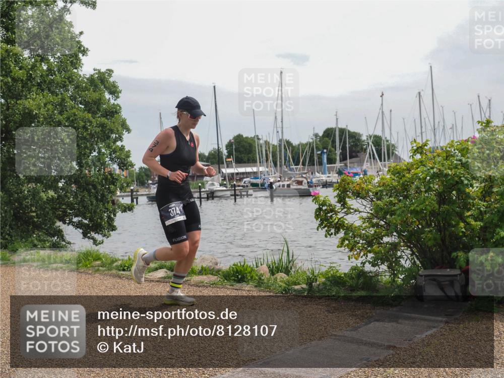 22.06.2025 - Viking Triathlon KatJ http://msf.ph/oto/8128107 22.06.2025 13:51:44 Laufen 374 meine-sportfotos.de
