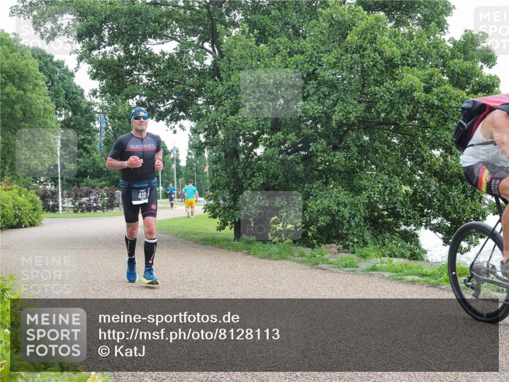 22.06.2025 - Viking Triathlon KatJ http://msf.ph/oto/8128113 22.06.2025 15:35:44 Laufen 410, 439 meine-sportfotos.de