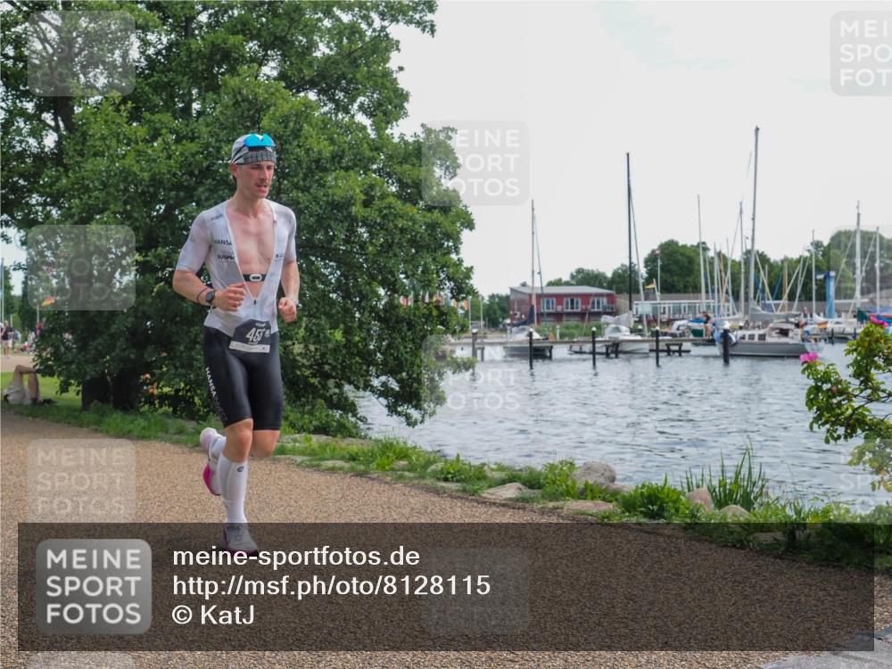 22.06.2025 - Viking Triathlon KatJ http://msf.ph/oto/8128115 22.06.2025 13:13:28 Laufen 455 meine-sportfotos.de