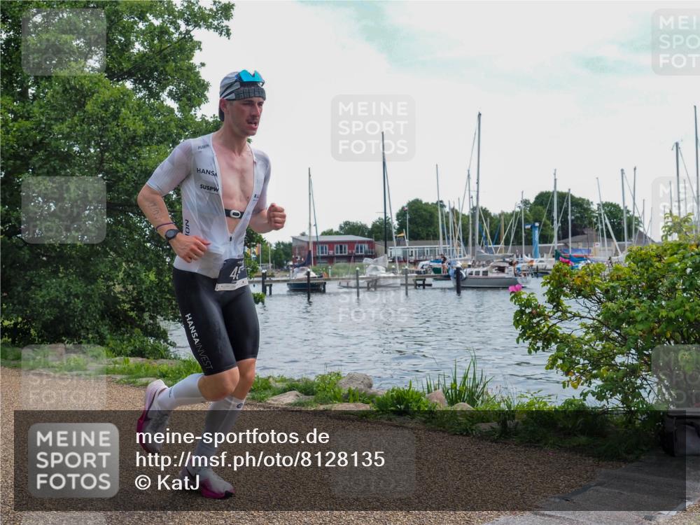 22.06.2025 - Viking Triathlon KatJ http://msf.ph/oto/8128135 22.06.2025 13:13:28 Laufen 455 meine-sportfotos.de
