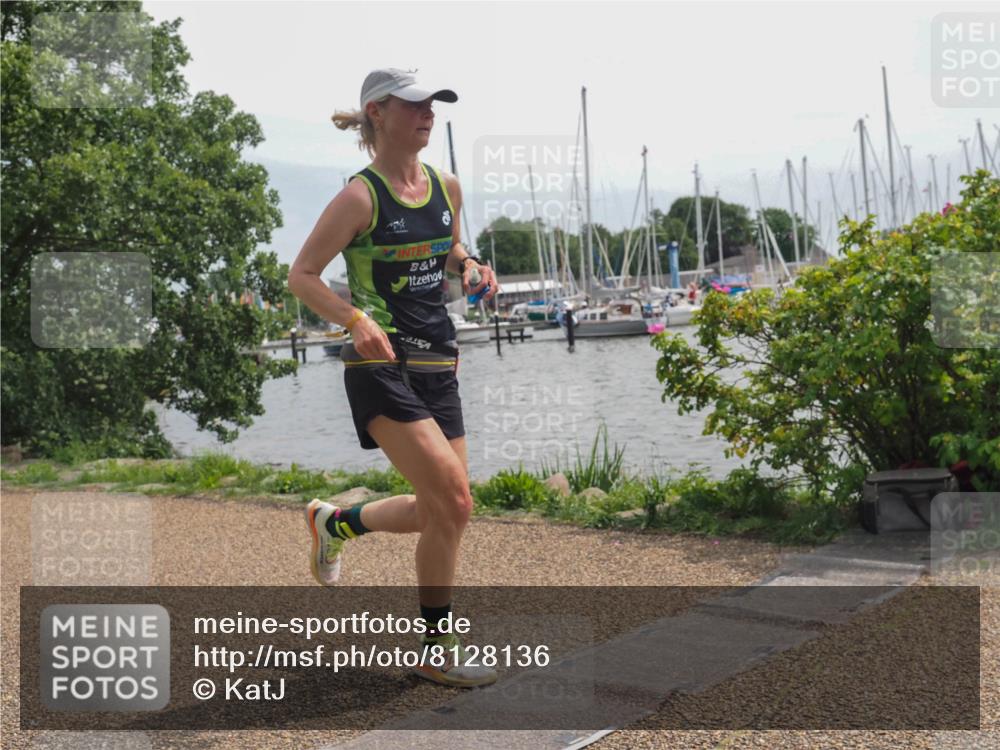 22.06.2025 - Viking Triathlon KatJ http://msf.ph/oto/8128136 22.06.2025 13:51:49 Laufen 636 meine-sportfotos.de