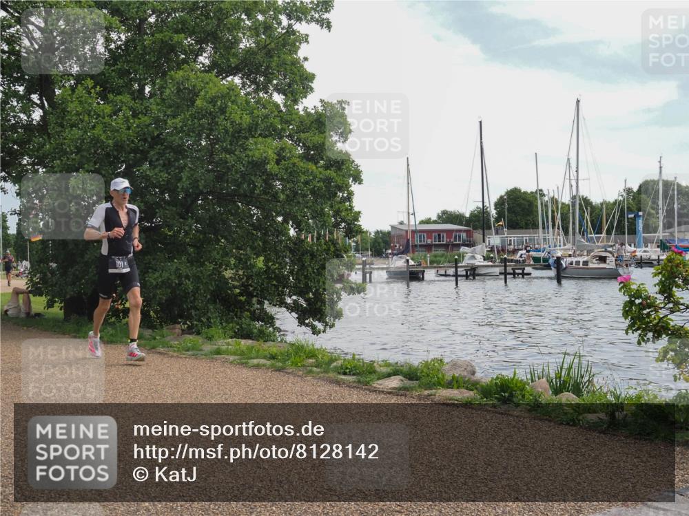 22.06.2025 - Viking Triathlon KatJ http://msf.ph/oto/8128142 22.06.2025 13:13:37 Laufen 63, 101, 323 meine-sportfotos.de