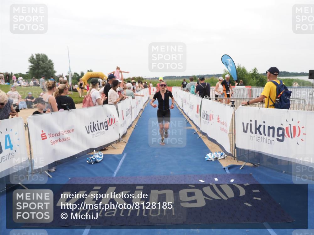22.06.2025 - Viking Triathlon MichiJ http://msf.ph/oto/8128185 22.06.2025 15:25:55 Ziel 22, 44, 343 meine-sportfotos.de
