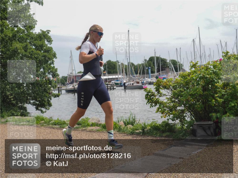 22.06.2025 - Viking Triathlon KatJ http://msf.ph/oto/8128216 22.06.2025 13:52:09 Laufen 18, 491 meine-sportfotos.de
