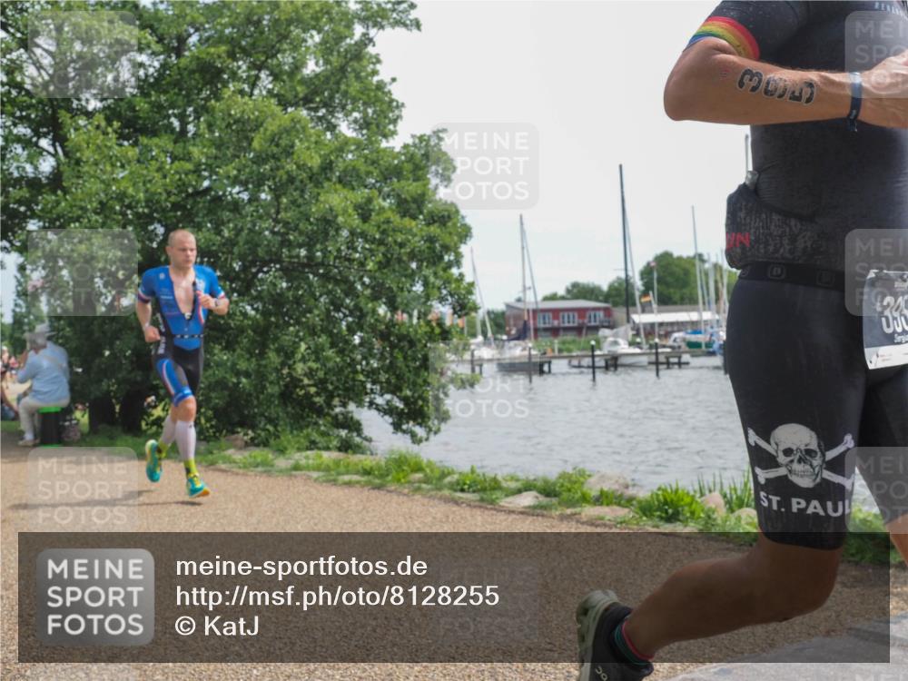 22.06.2025 - Viking Triathlon KatJ http://msf.ph/oto/8128255 22.06.2025 13:52:17 Laufen 347, 395 meine-sportfotos.de