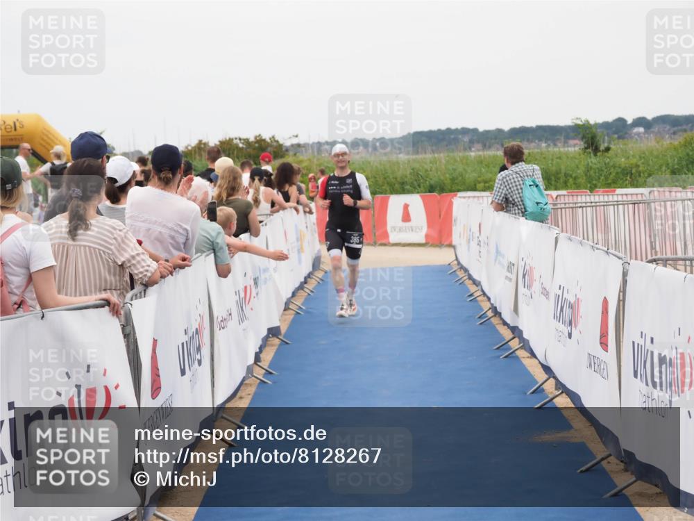 22.06.2025 - Viking Triathlon MichiJ http://msf.ph/oto/8128267 22.06.2025 15:26:36 Ziel 385 meine-sportfotos.de