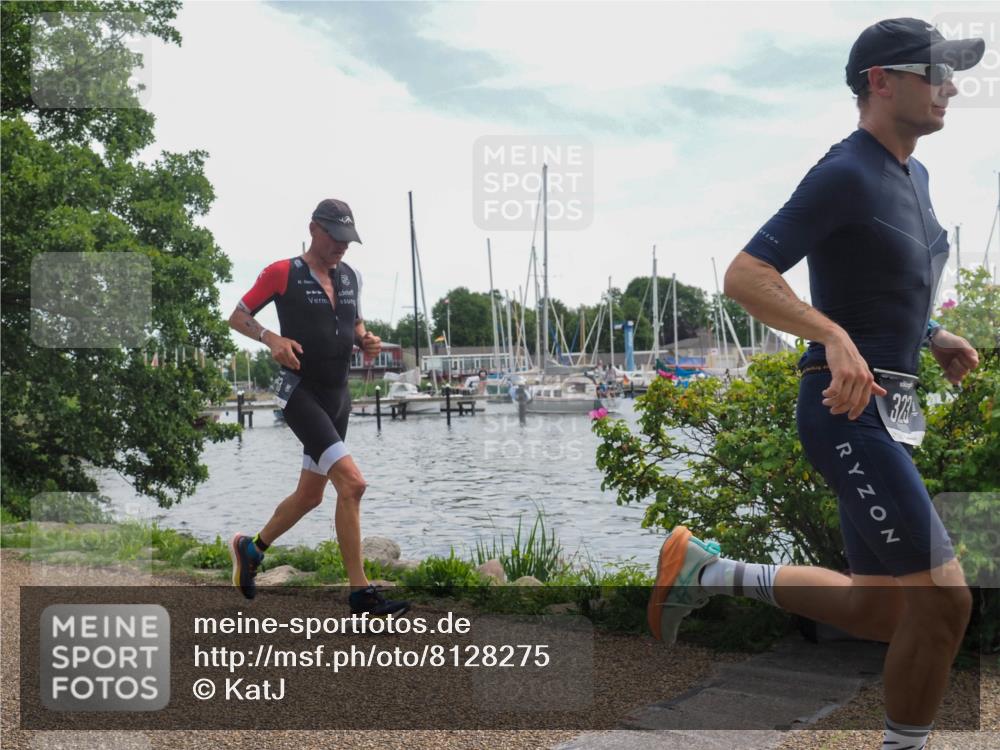 22.06.2025 - Viking Triathlon KatJ http://msf.ph/oto/8128275 22.06.2025 13:13:41 Laufen 63, 323 meine-sportfotos.de