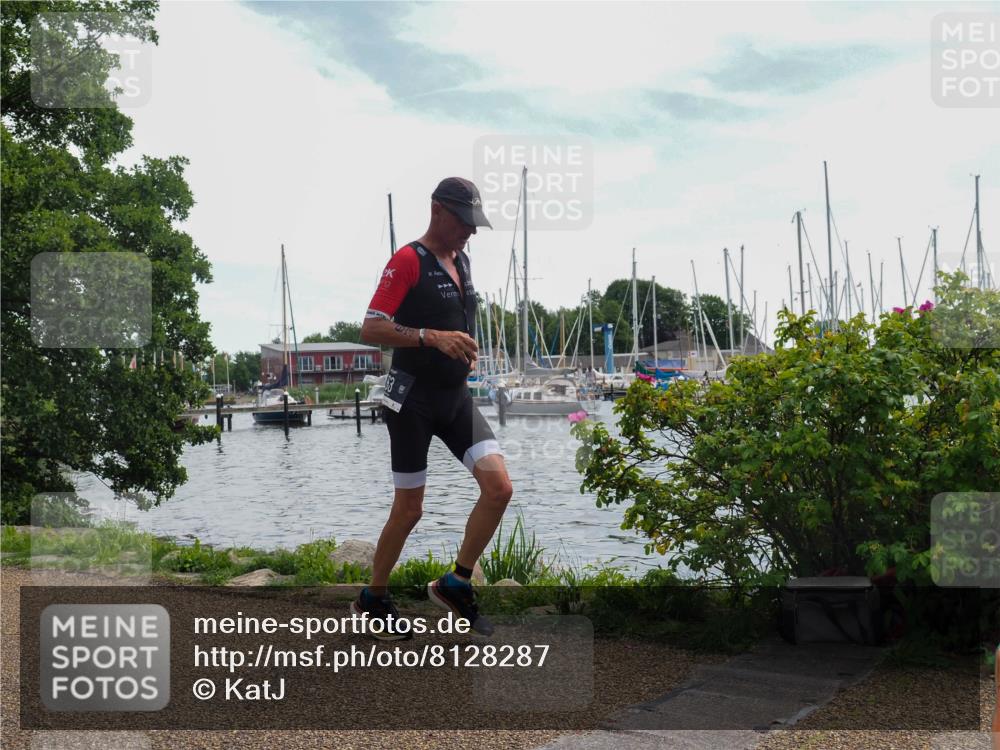 22.06.2025 - Viking Triathlon KatJ http://msf.ph/oto/8128287 22.06.2025 13:13:41 Laufen 63, 323 meine-sportfotos.de