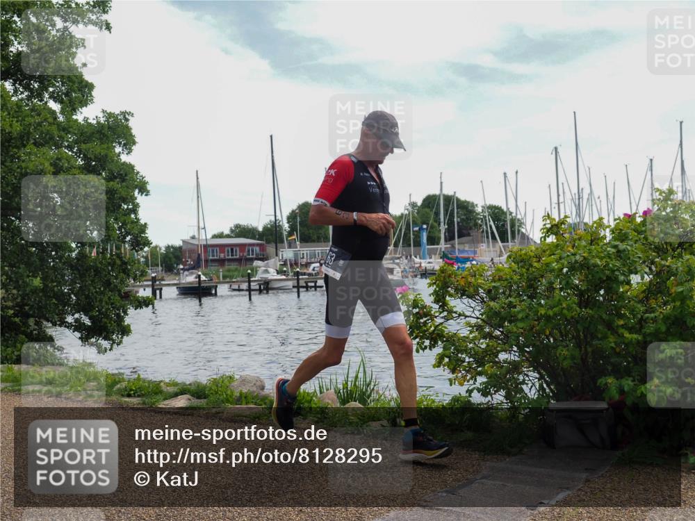 22.06.2025 - Viking Triathlon KatJ http://msf.ph/oto/8128295 22.06.2025 13:13:41 Laufen 63, 323 meine-sportfotos.de