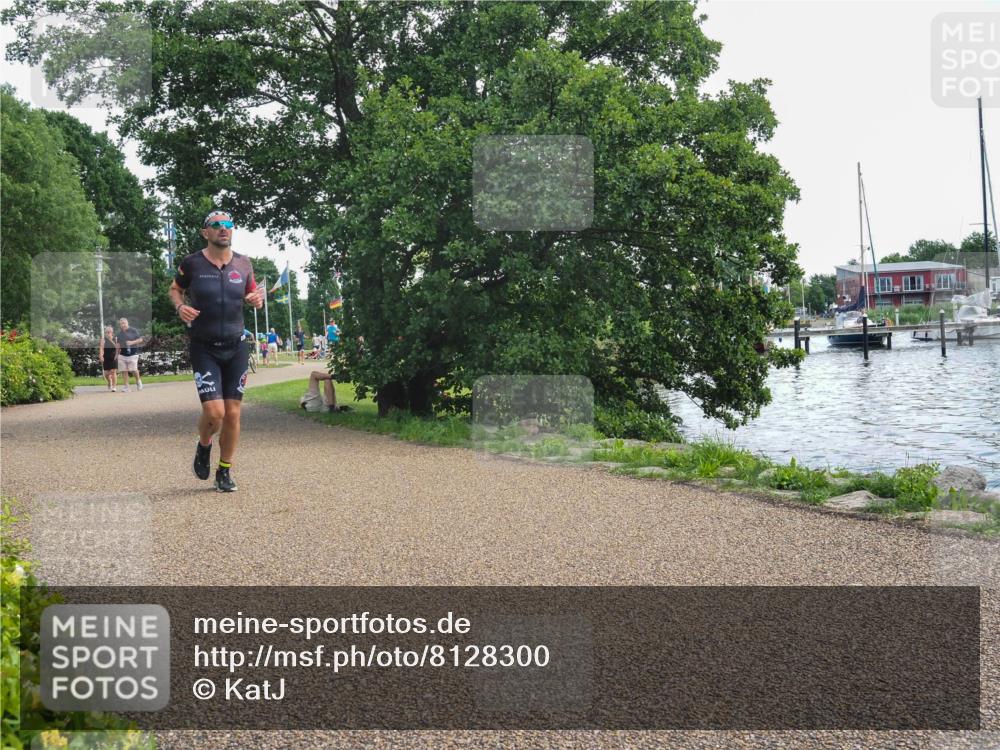 22.06.2025 - Viking Triathlon KatJ http://msf.ph/oto/8128300 22.06.2025 13:13:48 Laufen 395 meine-sportfotos.de