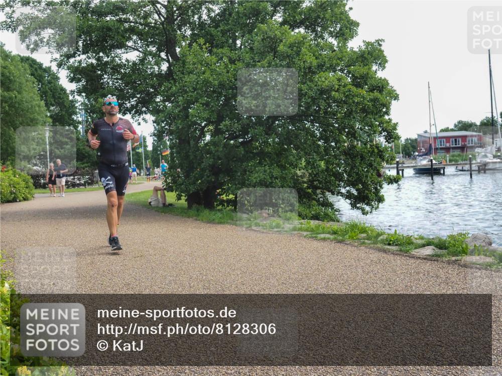 22.06.2025 - Viking Triathlon KatJ http://msf.ph/oto/8128306 22.06.2025 13:13:48 Laufen 395 meine-sportfotos.de