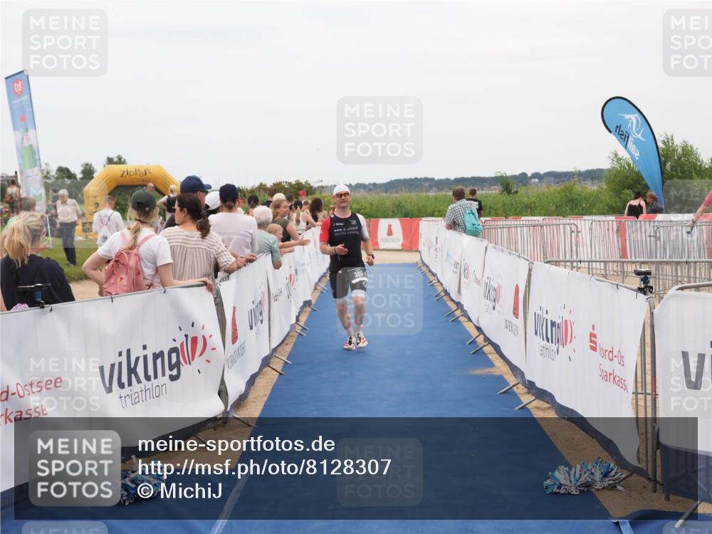 22.06.2025 - Viking Triathlon MichiJ http://msf.ph/oto/8128307 22.06.2025 15:26:37 Ziel 385 meine-sportfotos.de