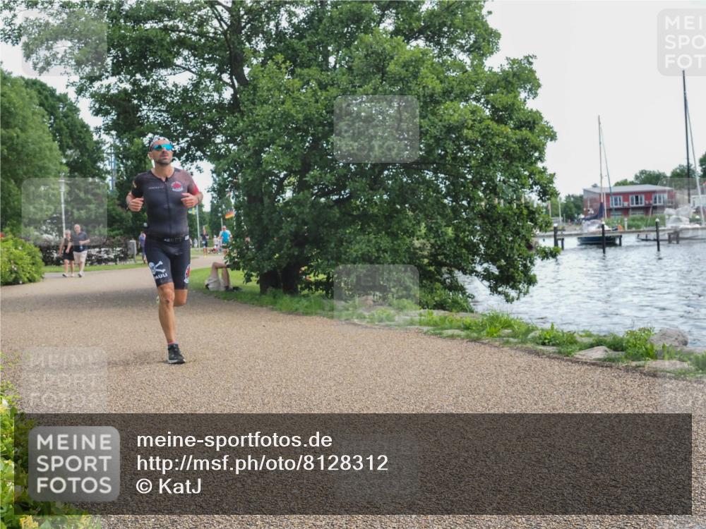 22.06.2025 - Viking Triathlon KatJ http://msf.ph/oto/8128312 22.06.2025 13:13:48 Laufen 395 meine-sportfotos.de