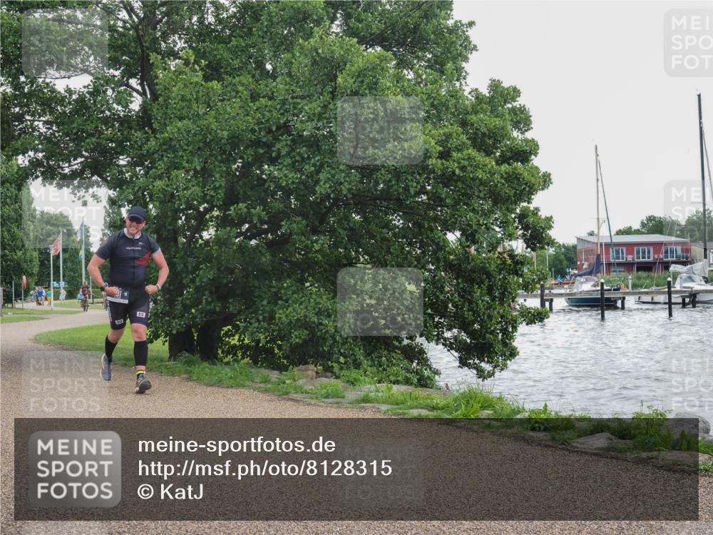 22.06.2025 - Viking Triathlon KatJ http://msf.ph/oto/8128315 22.06.2025 15:36:24 Laufen 191 meine-sportfotos.de