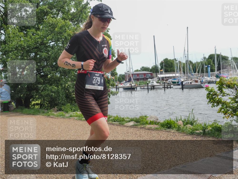 22.06.2025 - Viking Triathlon KatJ http://msf.ph/oto/8128357 22.06.2025 13:52:34 Laufen 379 meine-sportfotos.de