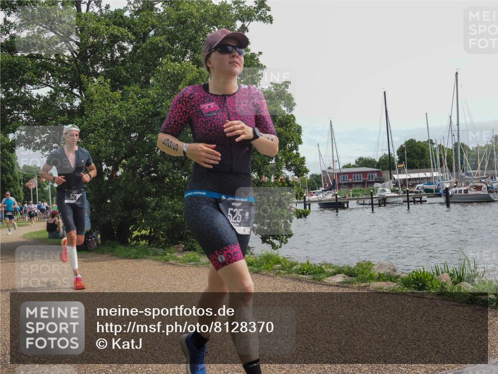 22.06.2025 - Viking Triathlon KatJ http://msf.ph/oto/8128370 22.06.2025 13:52:39 Laufen 525, 529 meine-sportfotos.de