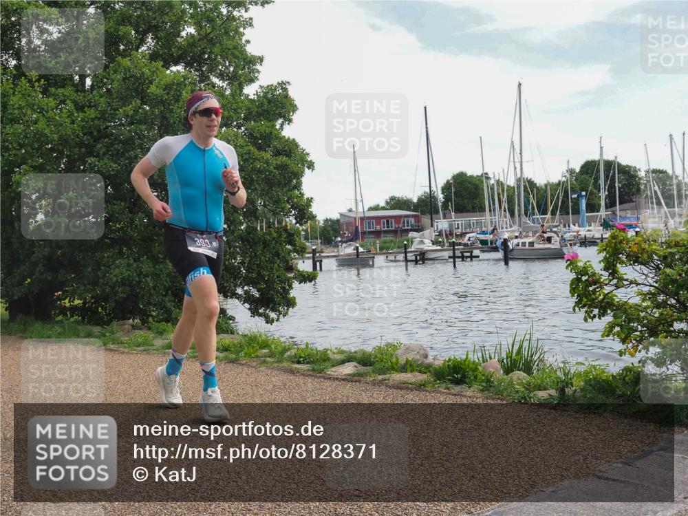 22.06.2025 - Viking Triathlon KatJ http://msf.ph/oto/8128371 22.06.2025 13:13:59 Laufen 390 meine-sportfotos.de