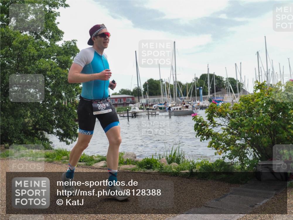 22.06.2025 - Viking Triathlon KatJ http://msf.ph/oto/8128388 22.06.2025 13:14:00 Laufen 390 meine-sportfotos.de