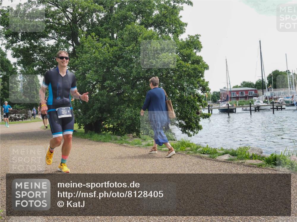 22.06.2025 - Viking Triathlon KatJ http://msf.ph/oto/8128405 22.06.2025 13:14:05 Laufen 351 meine-sportfotos.de