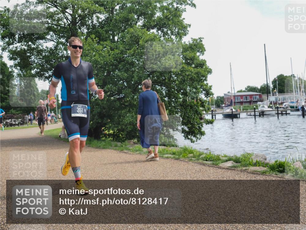 22.06.2025 - Viking Triathlon KatJ http://msf.ph/oto/8128417 22.06.2025 13:14:05 Laufen 351 meine-sportfotos.de