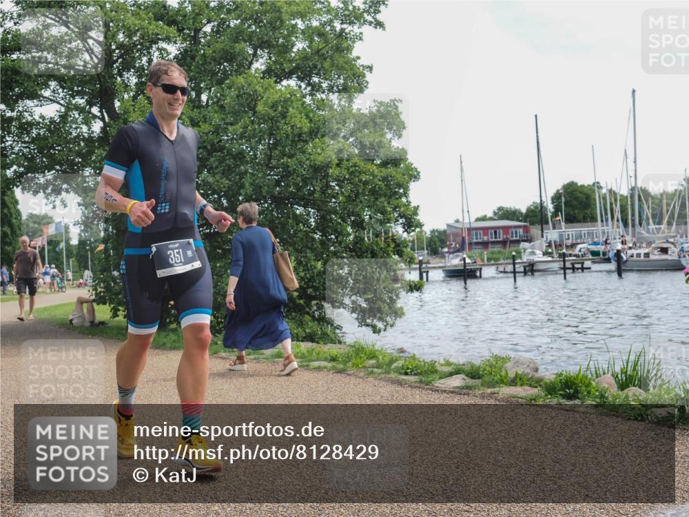 22.06.2025 - Viking Triathlon KatJ http://msf.ph/oto/8128429 22.06.2025 13:14:06 Laufen 351 meine-sportfotos.de