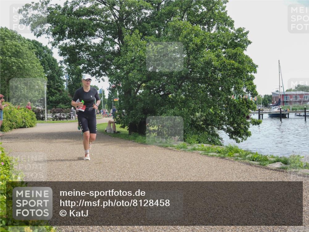 22.06.2025 - Viking Triathlon KatJ http://msf.ph/oto/8128458 22.06.2025 13:14:28 Laufen 556 meine-sportfotos.de