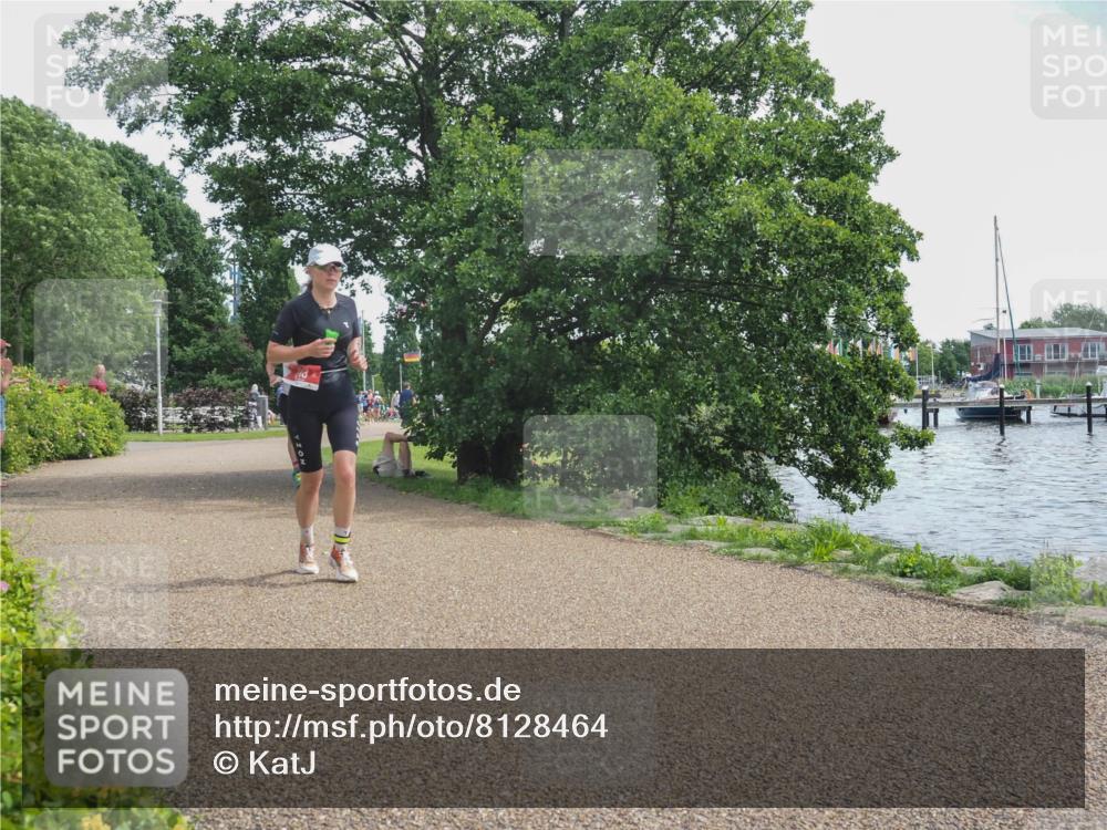 22.06.2025 - Viking Triathlon KatJ http://msf.ph/oto/8128464 22.06.2025 13:14:28 Laufen 556 meine-sportfotos.de