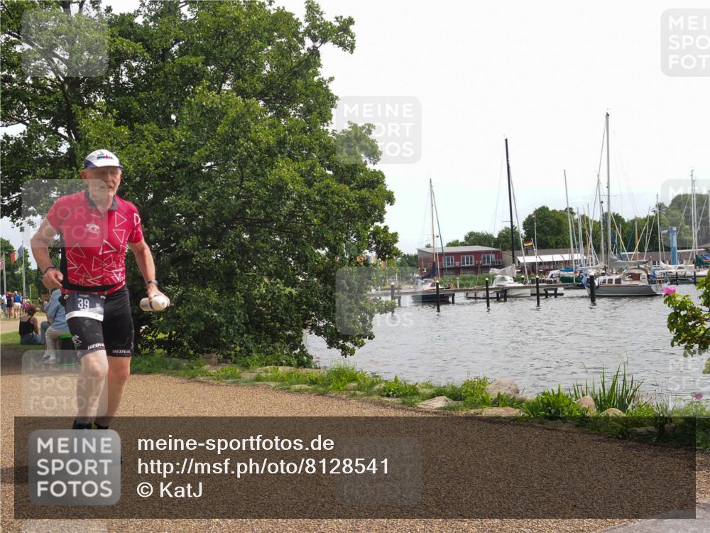 22.06.2025 - Viking Triathlon KatJ http://msf.ph/oto/8128541 22.06.2025 13:53:09 Laufen 39 meine-sportfotos.de