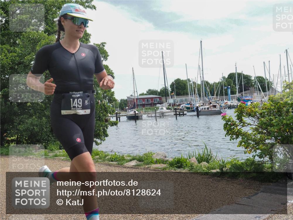22.06.2025 - Viking Triathlon KatJ http://msf.ph/oto/8128624 22.06.2025 13:14:48 Laufen 149 meine-sportfotos.de