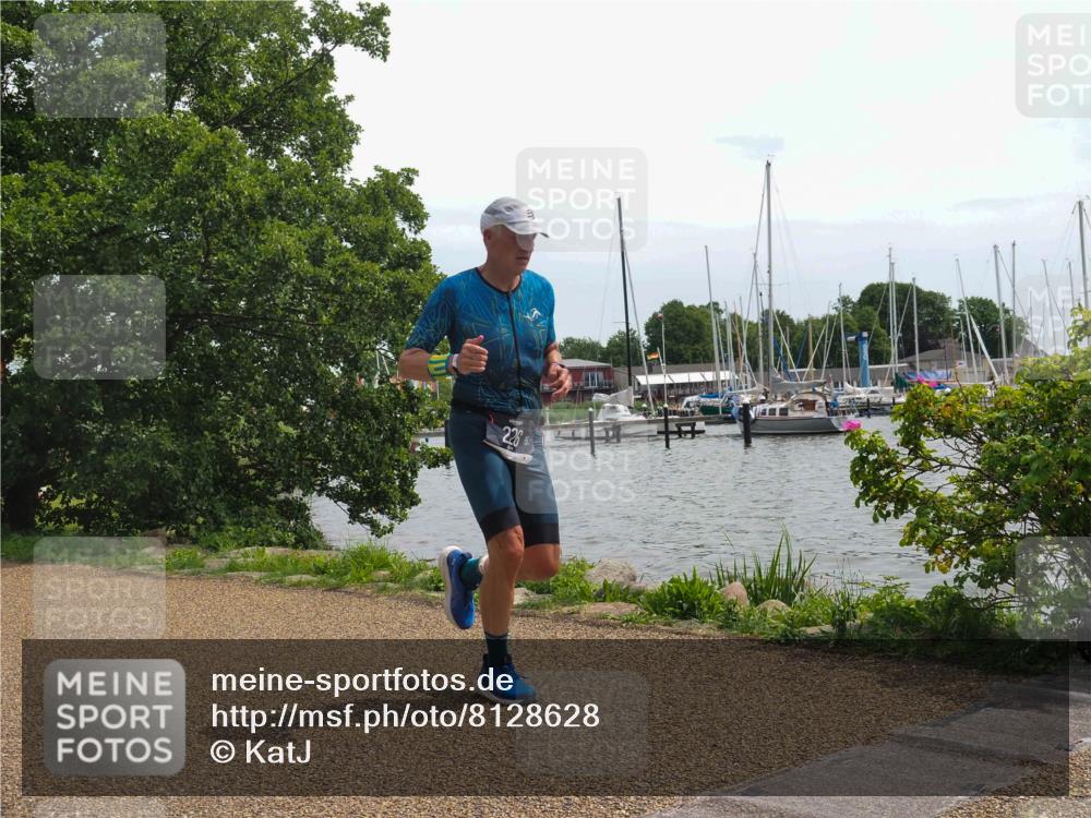 22.06.2025 - Viking Triathlon KatJ http://msf.ph/oto/8128628 22.06.2025 13:53:17 Laufen 60, 198, 226, 534 meine-sportfotos.de