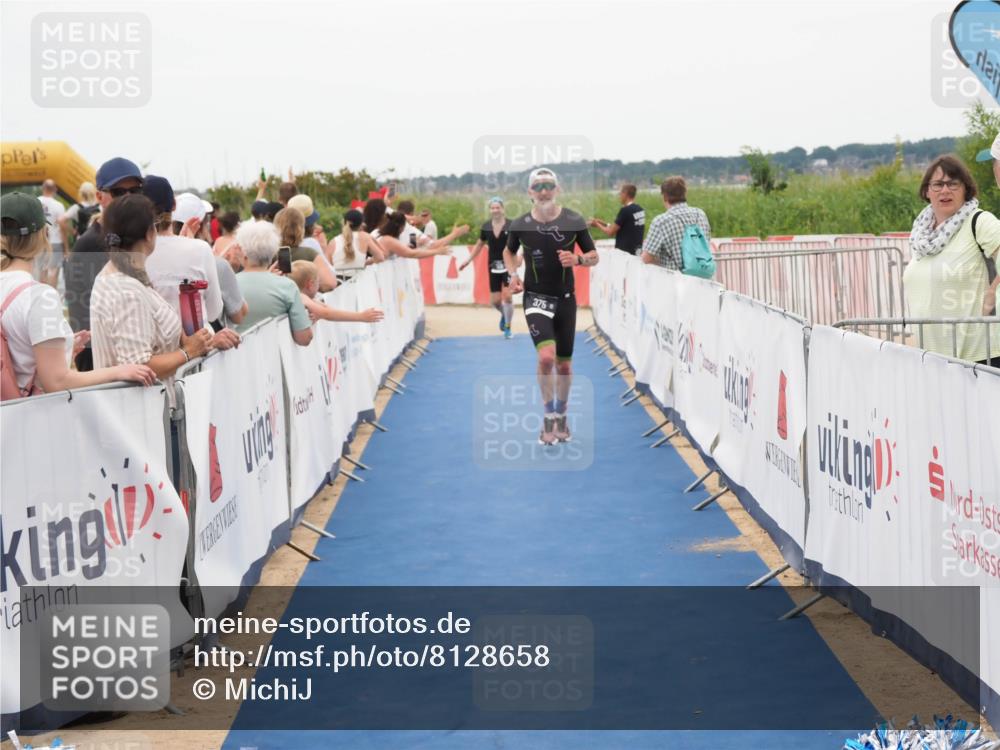 22.06.2025 - Viking Triathlon MichiJ http://msf.ph/oto/8128658 22.06.2025 15:27:07 Ziel 375 meine-sportfotos.de