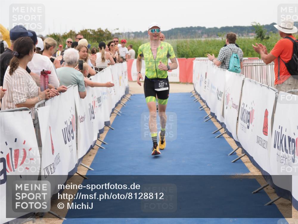 22.06.2025 - Viking Triathlon MichiJ http://msf.ph/oto/8128812 22.06.2025 15:27:17 Ziel 370, 383, 507 meine-sportfotos.de