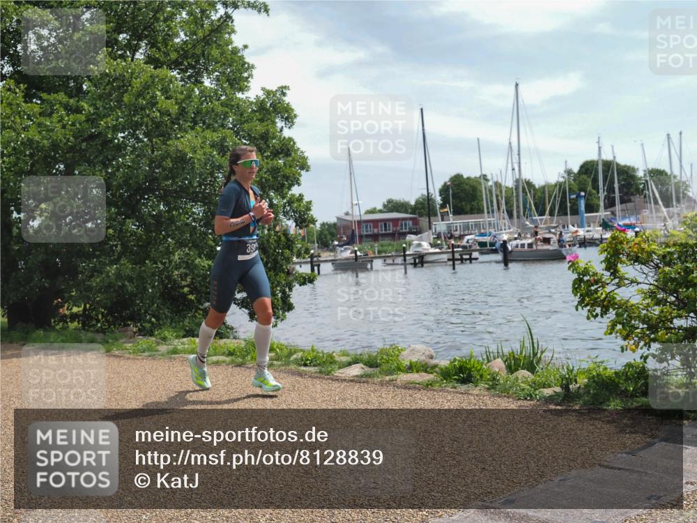 22.06.2025 - Viking Triathlon KatJ http://msf.ph/oto/8128839 22.06.2025 13:15:21 Laufen 398 meine-sportfotos.de
