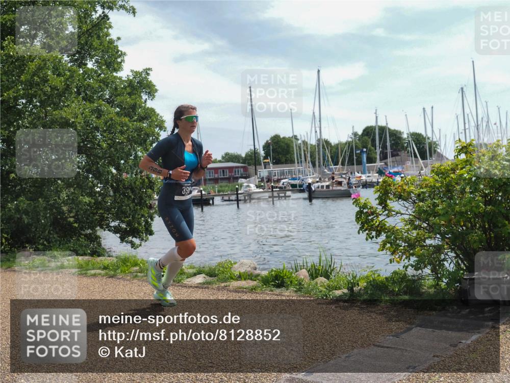 22.06.2025 - Viking Triathlon KatJ http://msf.ph/oto/8128852 22.06.2025 13:15:21 Laufen 398 meine-sportfotos.de