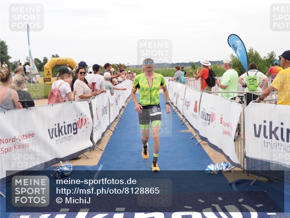 22.06.2025 - Viking Triathlon MichiJ http://msf.ph/oto/8128865 22.06.2025 15:27:19 Ziel 370, 383, 507 meine-sportfotos.de