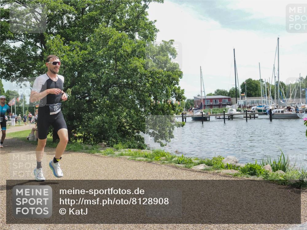 22.06.2025 - Viking Triathlon KatJ http://msf.ph/oto/8128908 22.06.2025 13:15:29 Laufen 226, 233, 451 meine-sportfotos.de