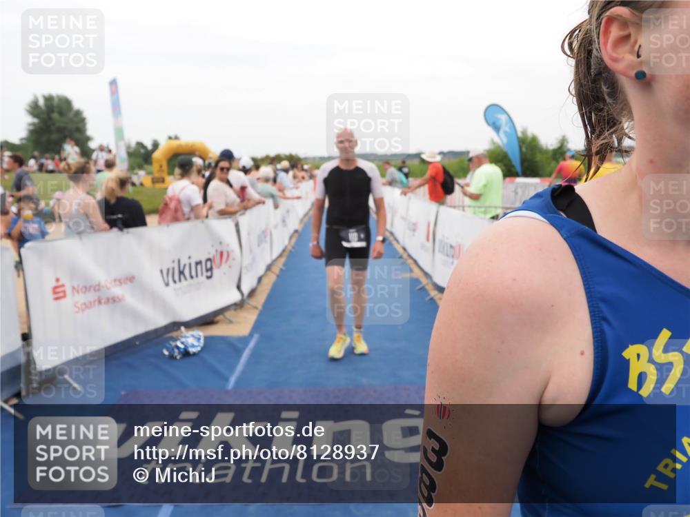 22.06.2025 - Viking Triathlon MichiJ http://msf.ph/oto/8128937 22.06.2025 15:27:24 Ziel 110, 383, 507 meine-sportfotos.de