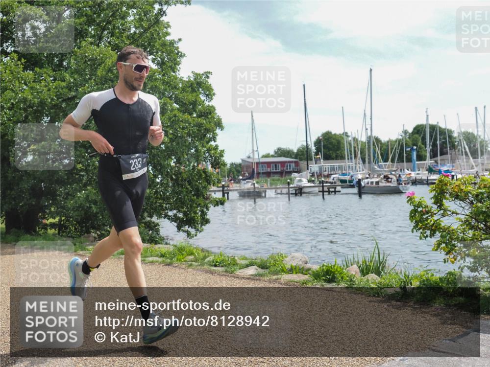 22.06.2025 - Viking Triathlon KatJ http://msf.ph/oto/8128942 22.06.2025 13:15:29 Laufen 226, 233, 451 meine-sportfotos.de