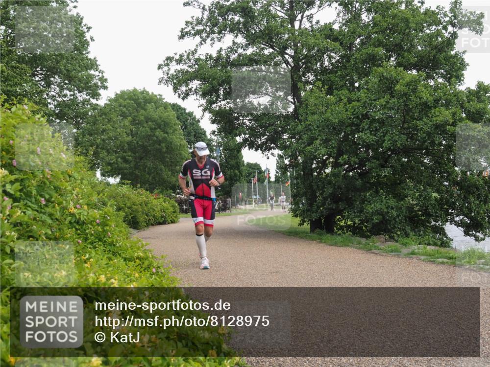 22.06.2025 - Viking Triathlon KatJ http://msf.ph/oto/8128975 22.06.2025 15:39:43 Laufen 156 meine-sportfotos.de