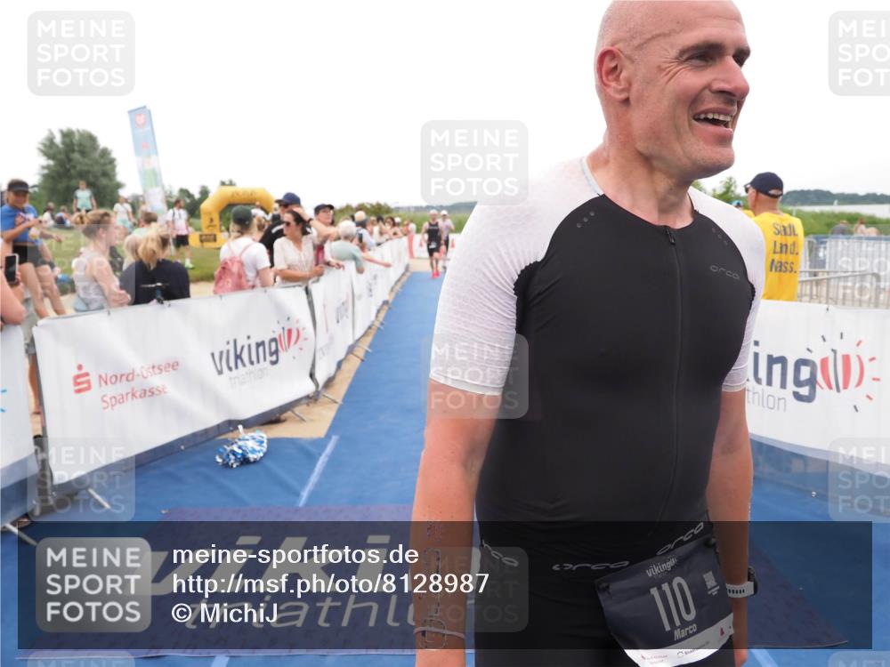 22.06.2025 - Viking Triathlon MichiJ http://msf.ph/oto/8128987 22.06.2025 15:27:28 Ziel 110, 487, 513 meine-sportfotos.de