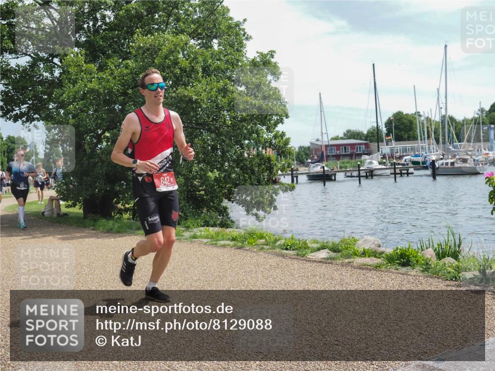 22.06.2025 - Viking Triathlon KatJ http://msf.ph/oto/8129088 22.06.2025 13:15:35 Laufen 551, 642 meine-sportfotos.de