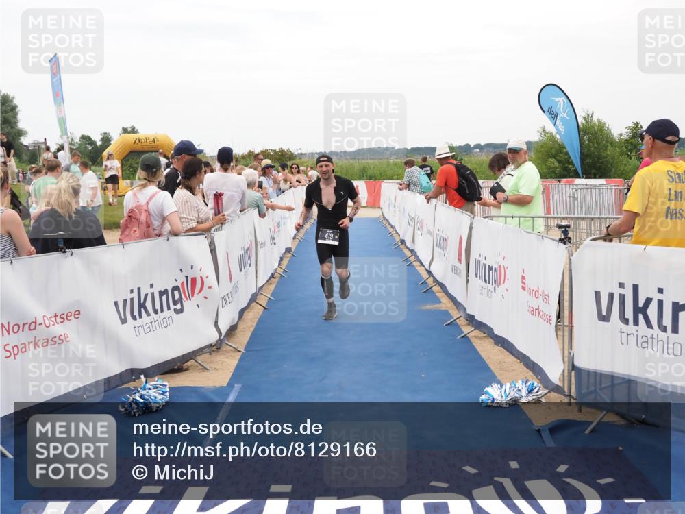 22.06.2025 - Viking Triathlon MichiJ http://msf.ph/oto/8129166 22.06.2025 15:27:45 Ziel 419 meine-sportfotos.de