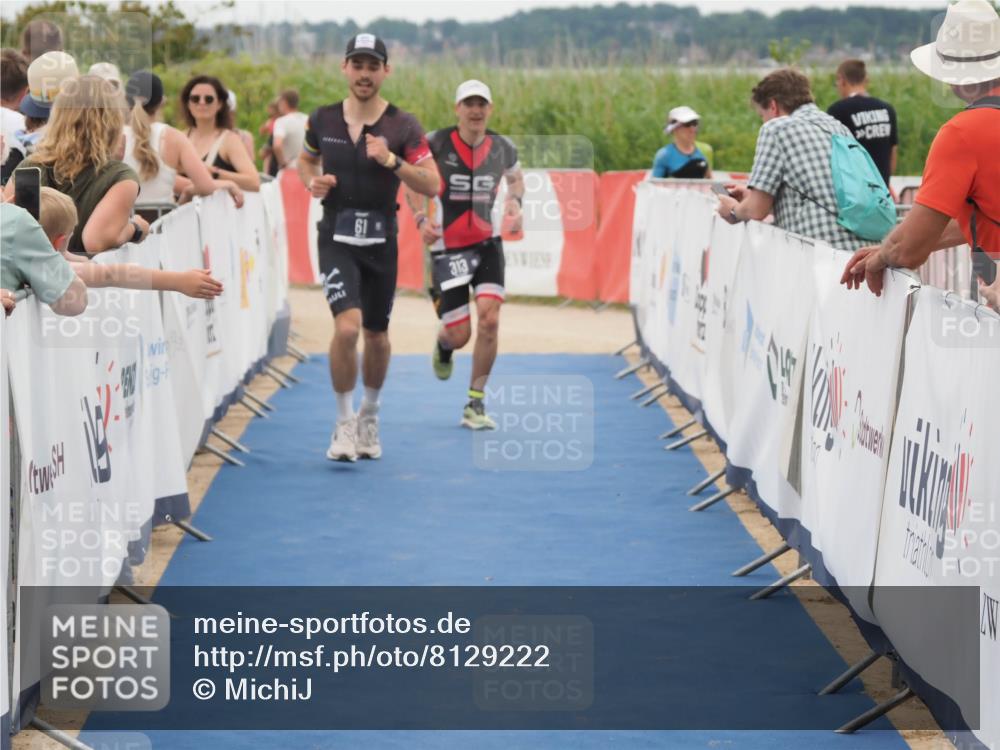 22.06.2025 - Viking Triathlon MichiJ http://msf.ph/oto/8129222 22.06.2025 15:28:01 Ziel 61, 313 meine-sportfotos.de