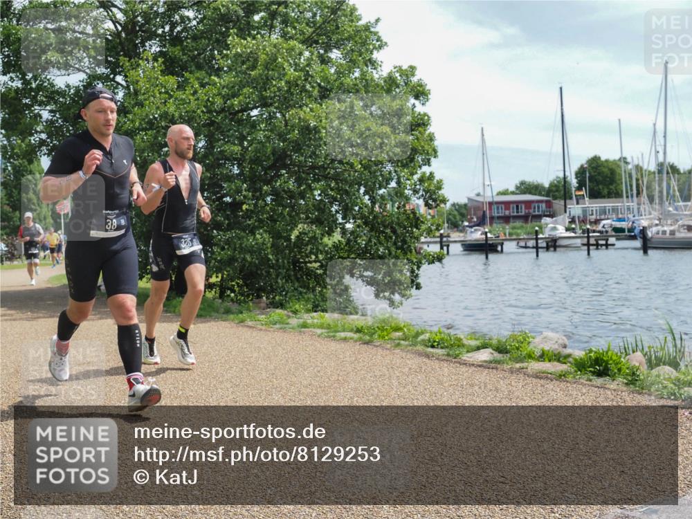 22.06.2025 - Viking Triathlon KatJ http://msf.ph/oto/8129253 22.06.2025 13:15:51 Laufen 38, 325 meine-sportfotos.de