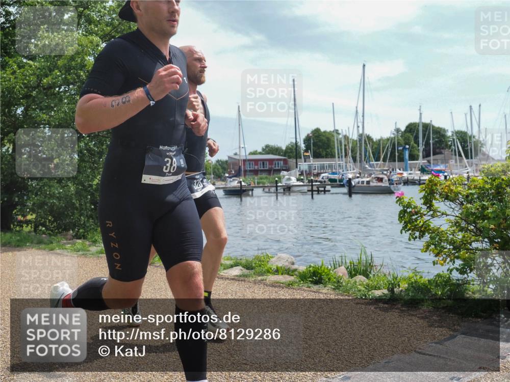 22.06.2025 - Viking Triathlon KatJ http://msf.ph/oto/8129286 22.06.2025 13:15:52 Laufen 38, 325 meine-sportfotos.de