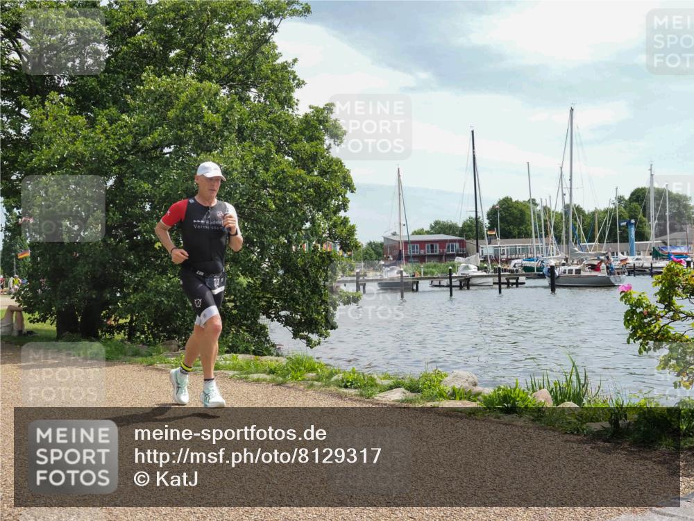 22.06.2025 - Viking Triathlon KatJ http://msf.ph/oto/8129317 22.06.2025 13:15:56 Laufen 300 meine-sportfotos.de