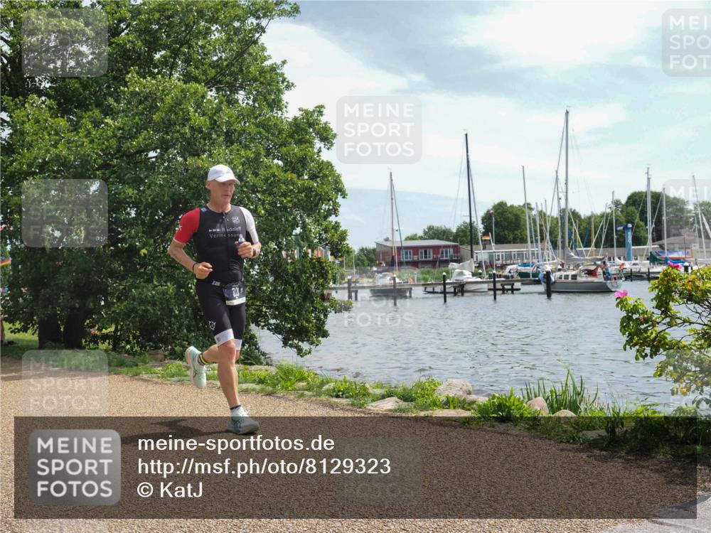 22.06.2025 - Viking Triathlon KatJ http://msf.ph/oto/8129323 22.06.2025 13:15:56 Laufen 300 meine-sportfotos.de