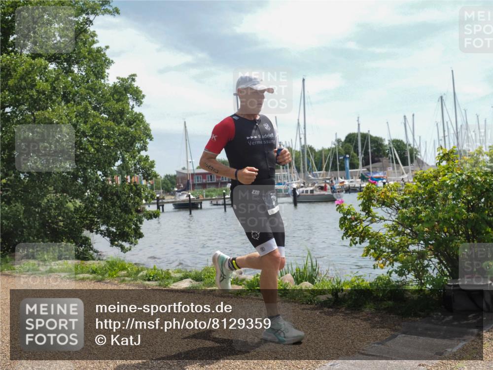 22.06.2025 - Viking Triathlon KatJ http://msf.ph/oto/8129359 22.06.2025 13:15:57 Laufen 300 meine-sportfotos.de